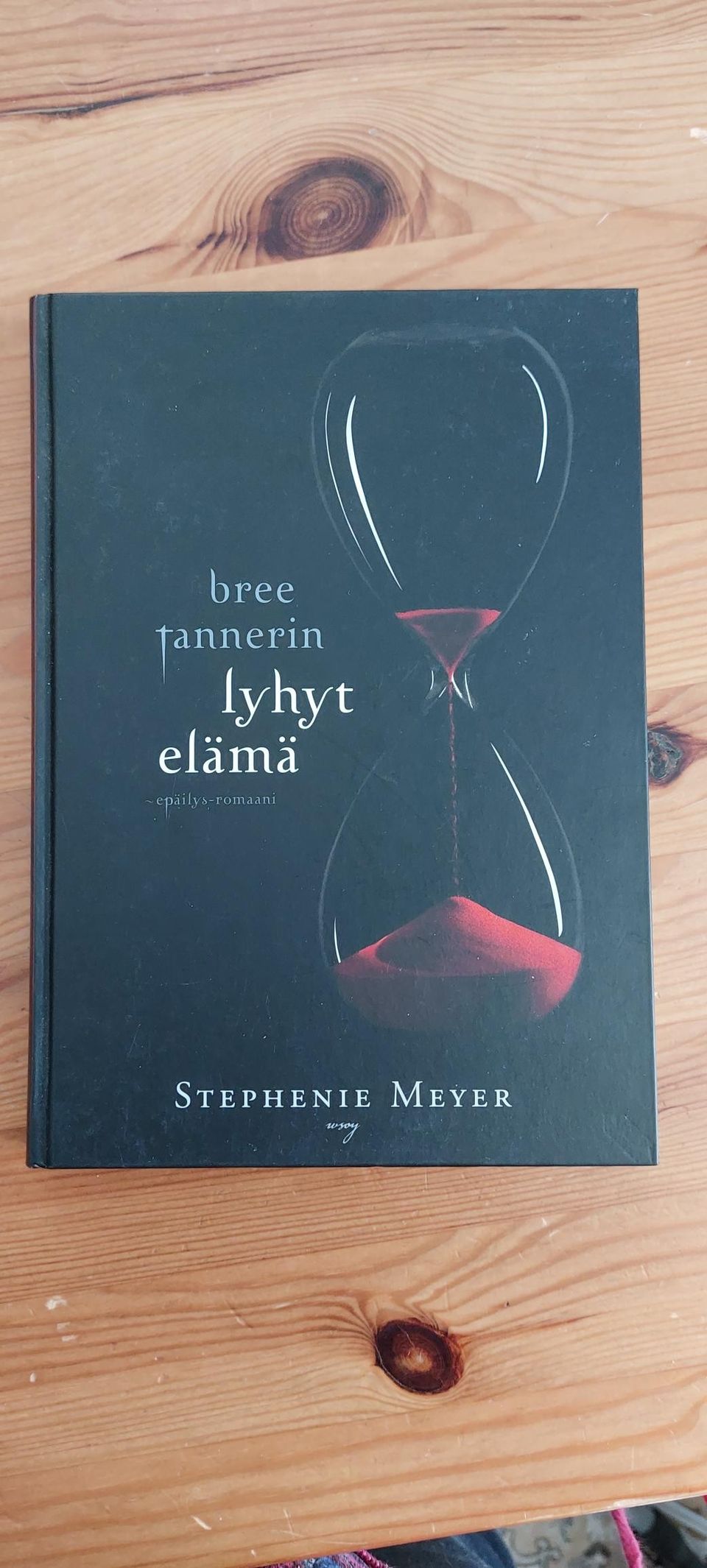 Stephanie Meyer - Bree Tannerin lyhyt elämä-kirja