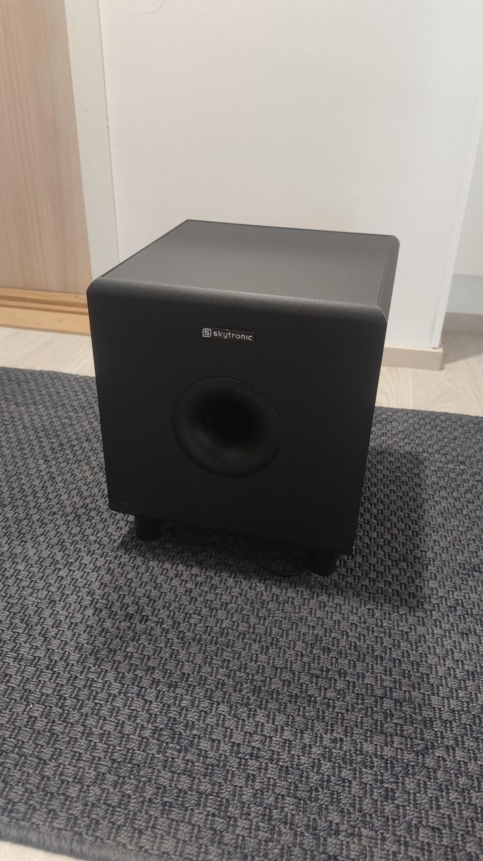 Skytronic SHFS08B subwoofer