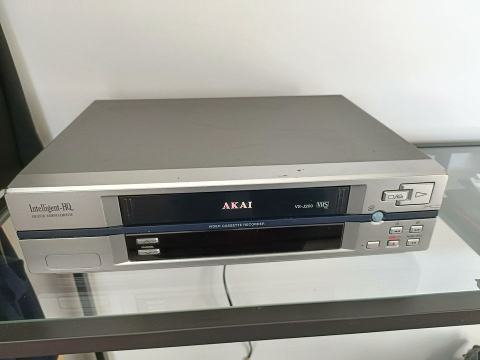 AKAI | laadukas videonauhuri | VHS-soitin