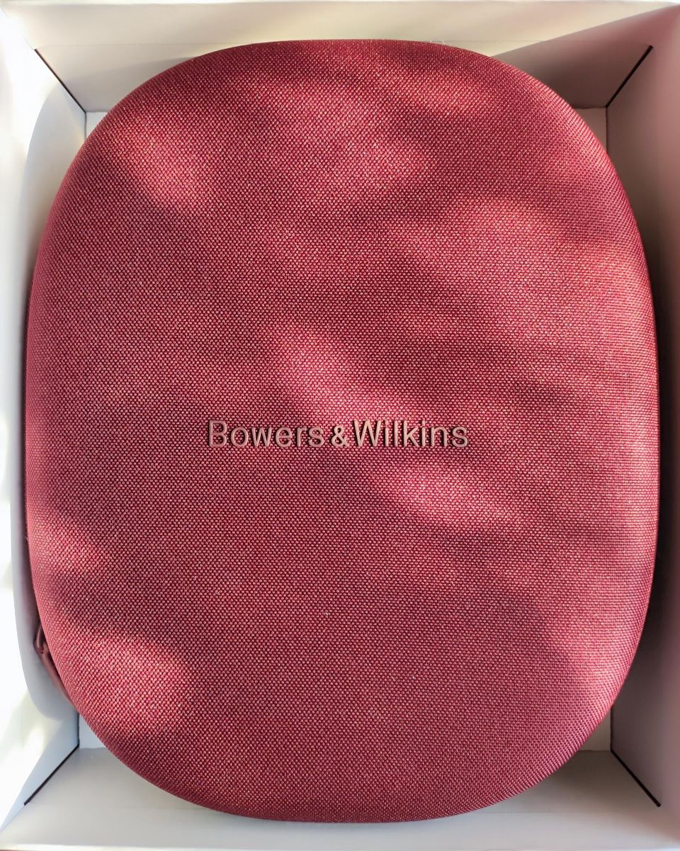 Bowers&Wilkins kuulokkeen kotelo