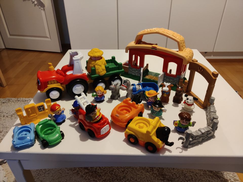 Little people farmi, traktori, 5 autoa, eläimiä ja ihmisiä