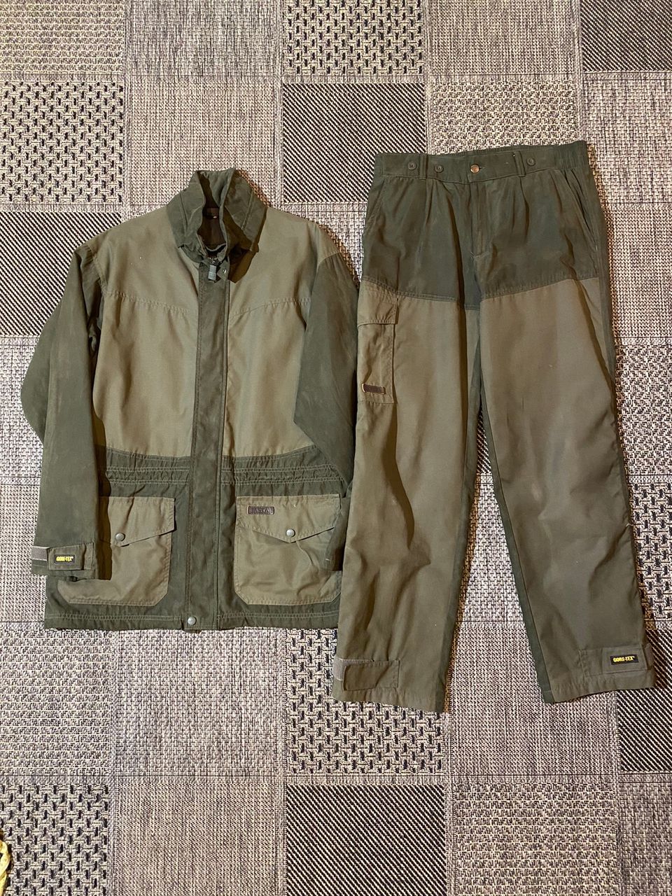 SASTA mens L/52 Gore-tex ulkoilu asu jacket and pants set silent fabric
