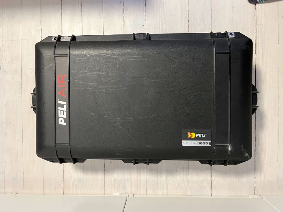 Peli 1605 Air Case Musta (660x356x213mm)