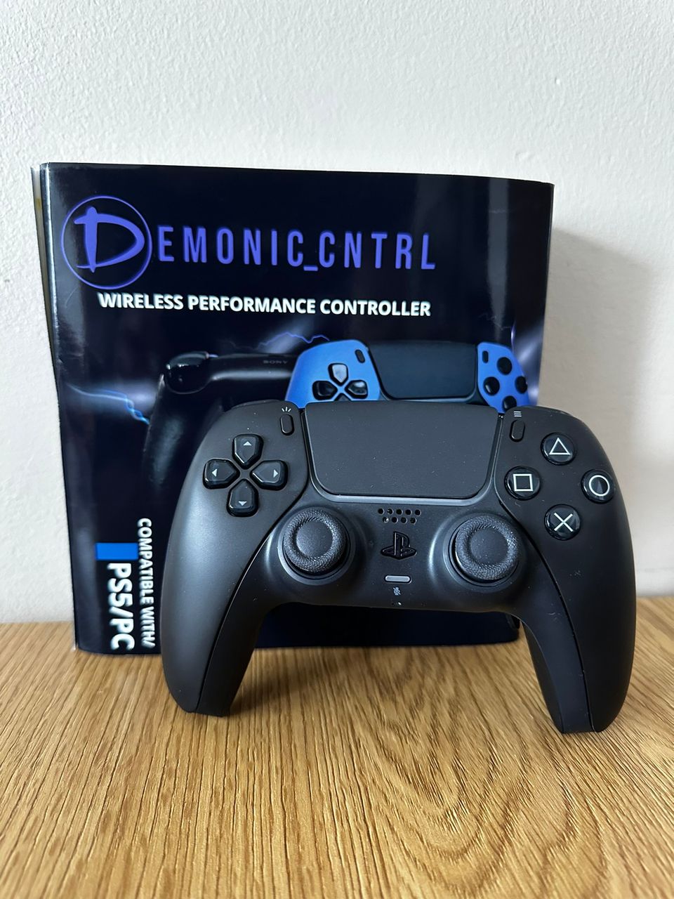 Demonic Cntrl PS5-ohjain