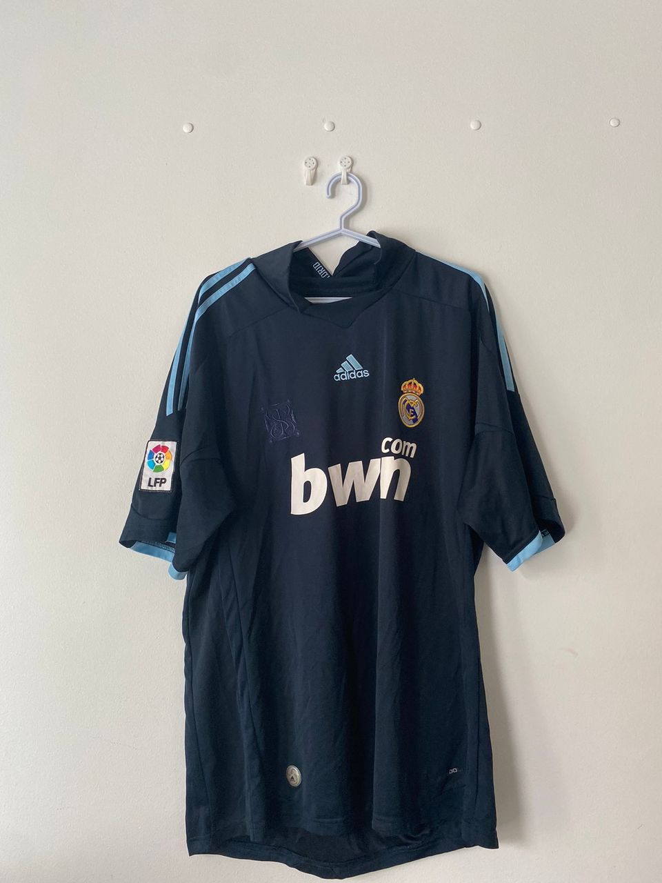 Harvinainen Cristiano Ronaldon 2009-2010 real madrid vieraspaita.