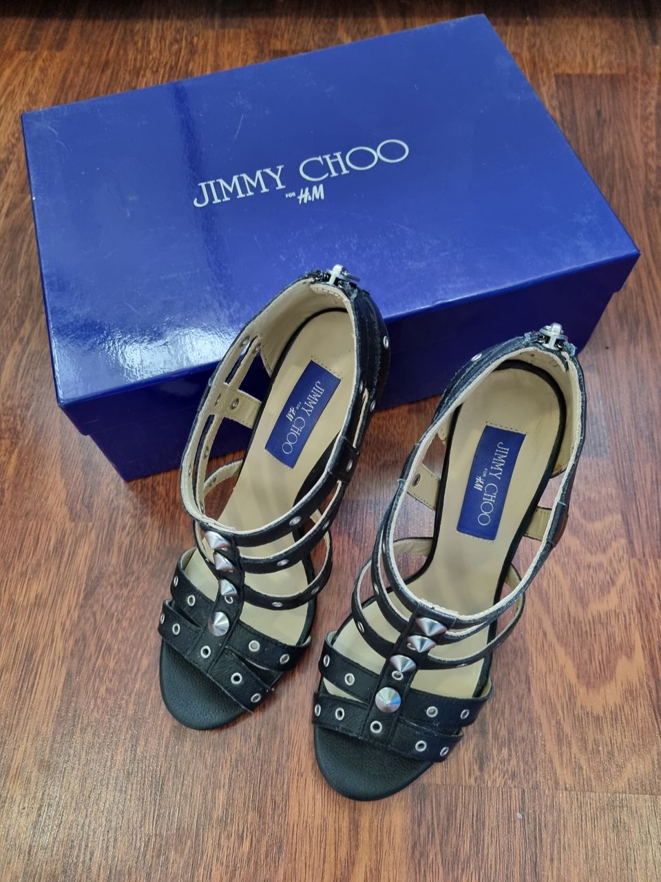 JImmy Choo korolliset sandaalit