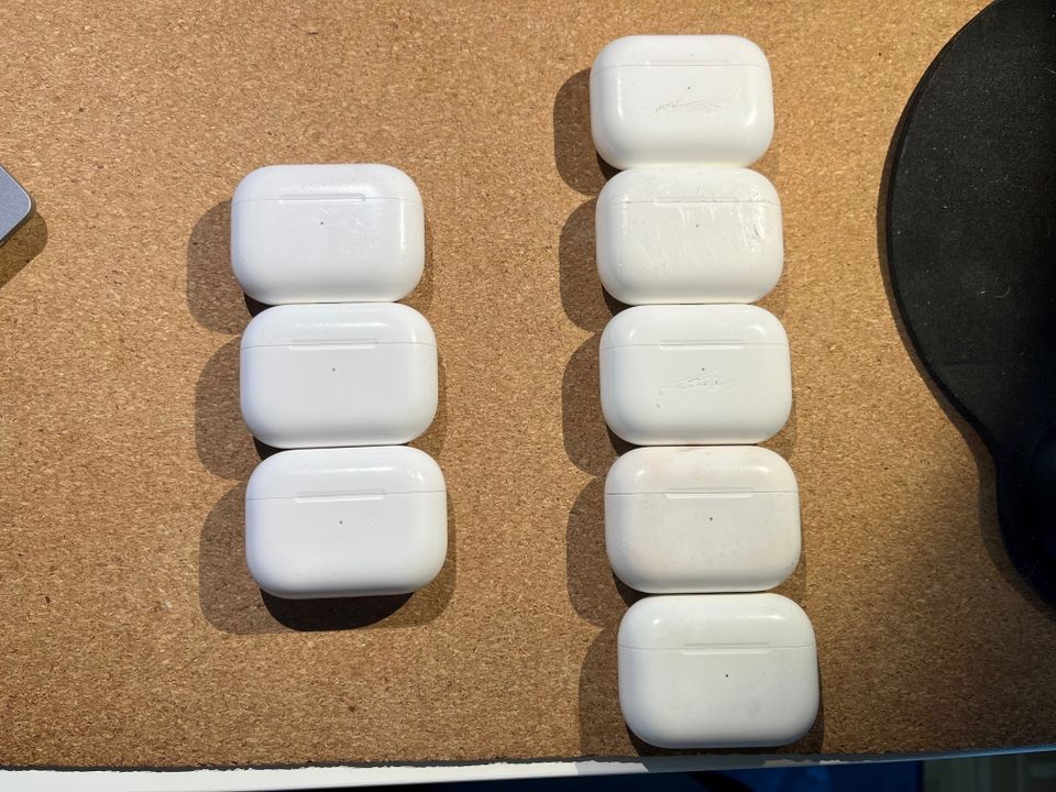 Apple AirPods Pro koteloita