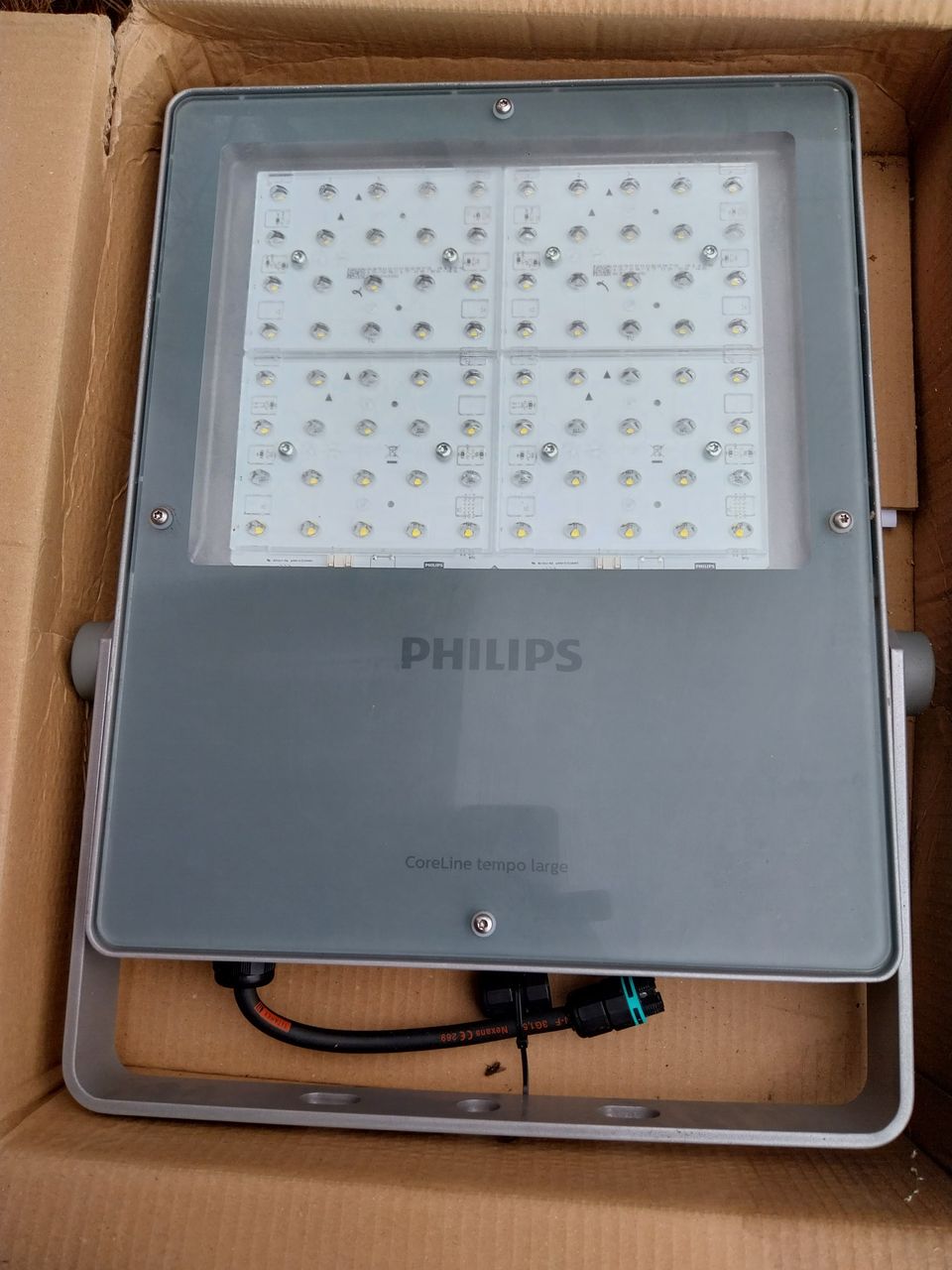 Philips LED valonheitin 16000lm
