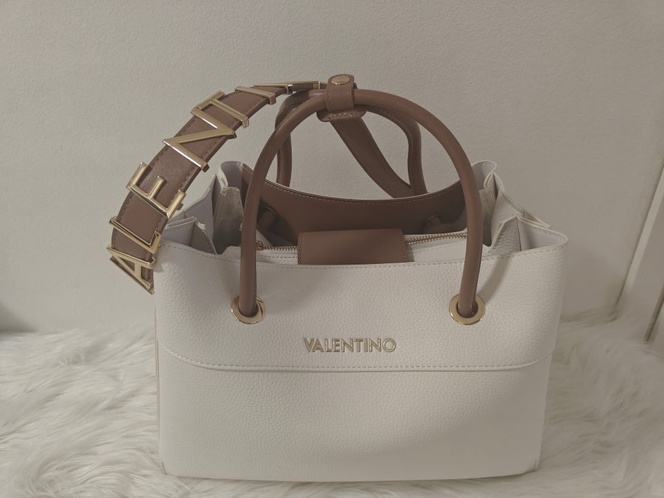 Valentino käsilaukku