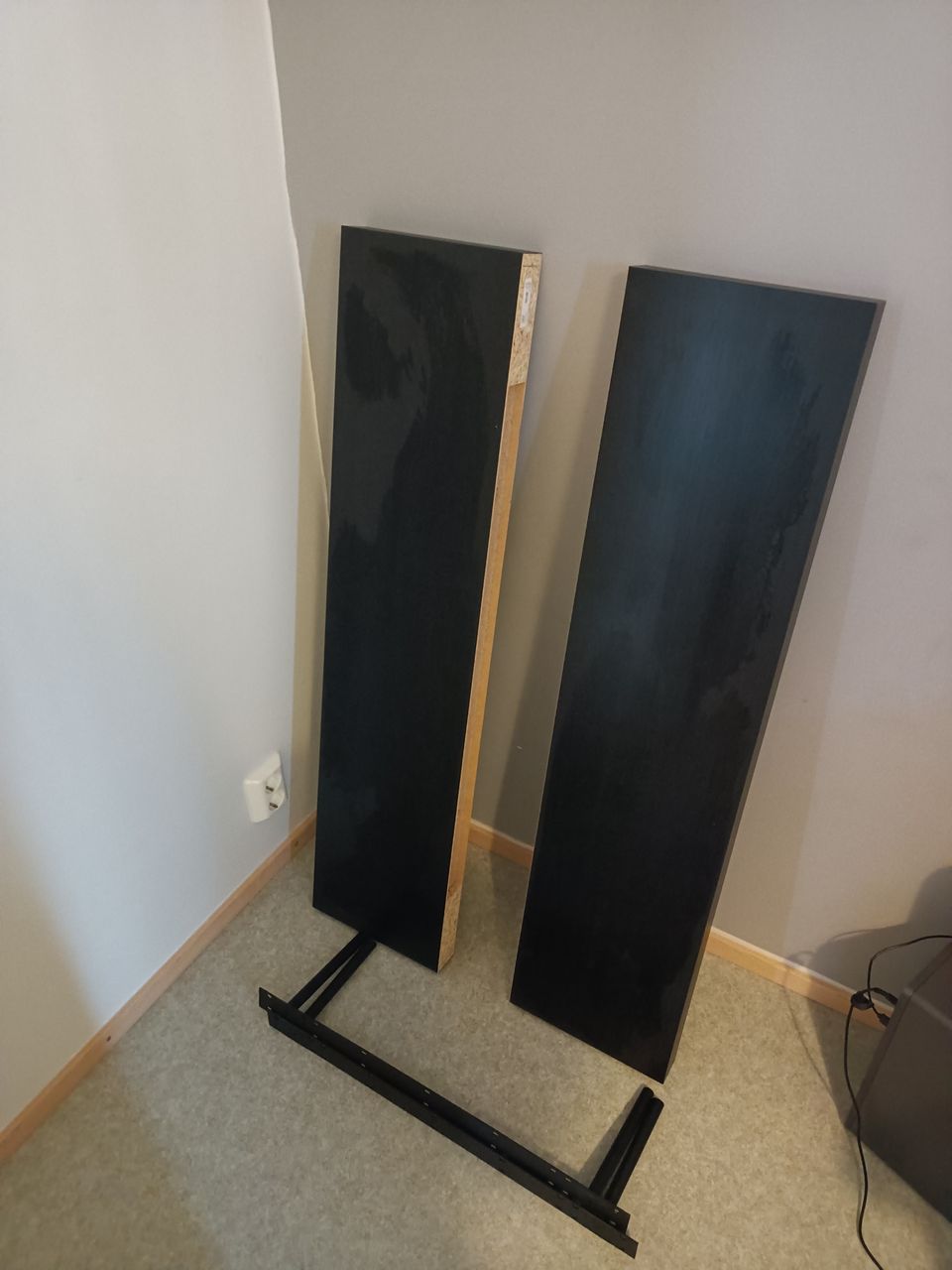 2kpl Ikean lack seinähyllyjä