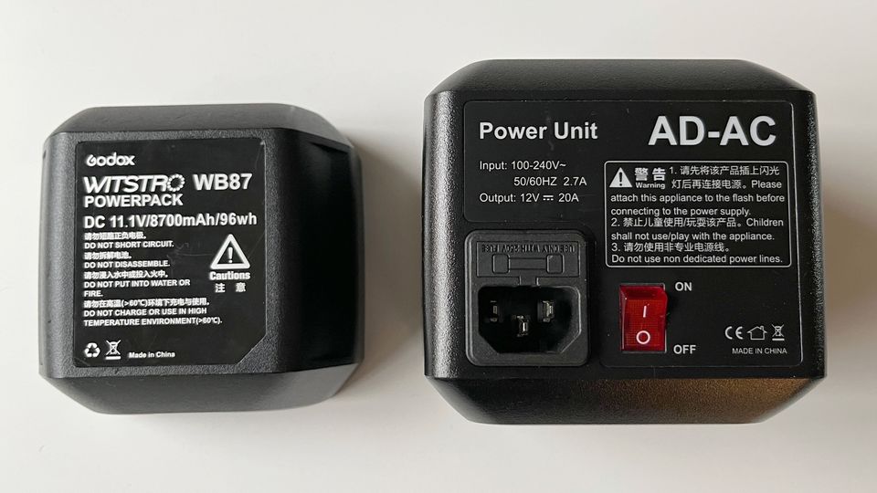 Godox WB87 Battery Pack -akku & Godox AD-AC AD600 Verkkovirta-adapteri