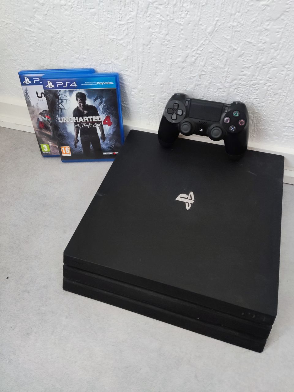 Playstation 4 1000tb