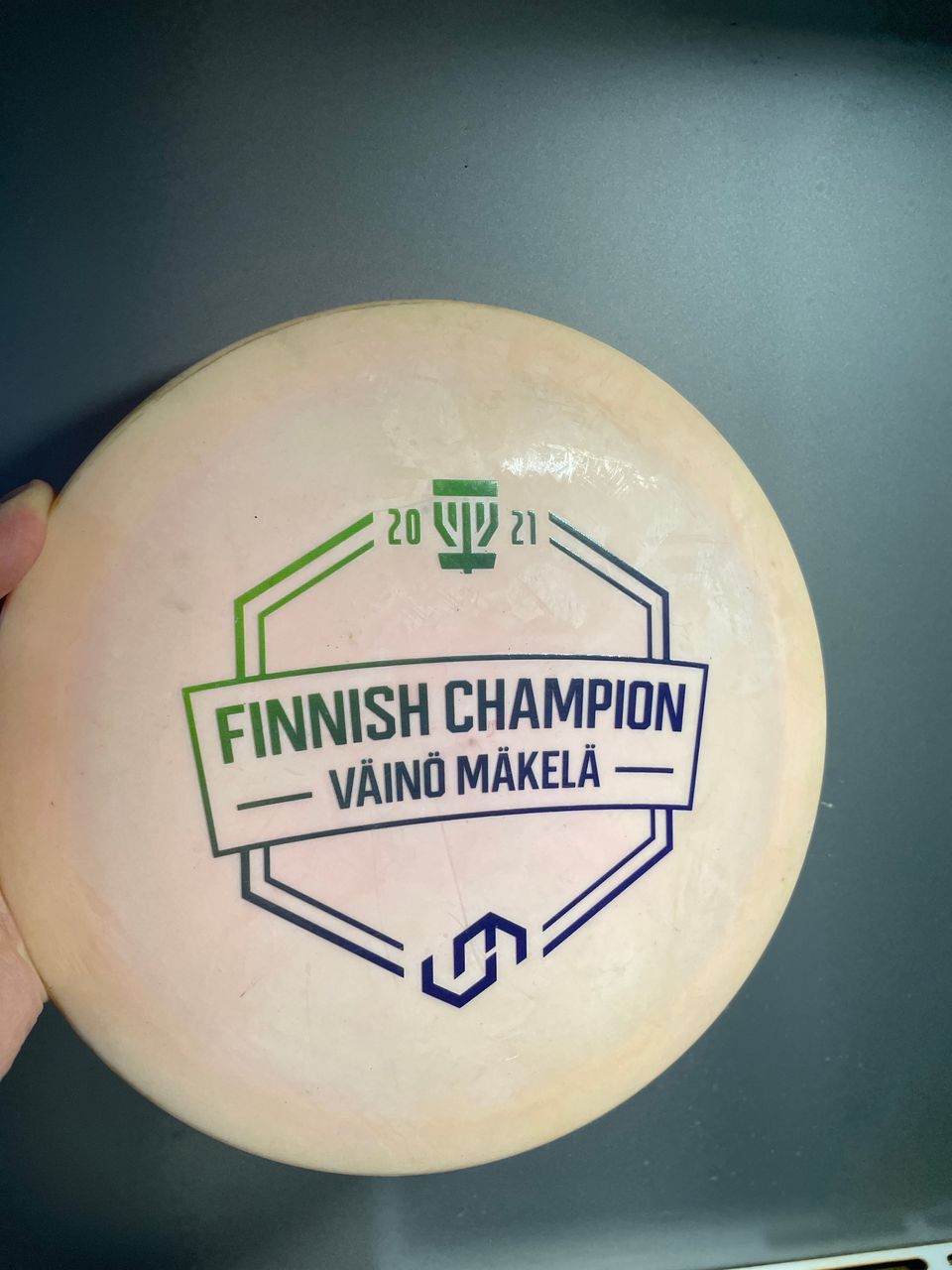 Finnish champion Väinö mäkelä frisbee kiekko