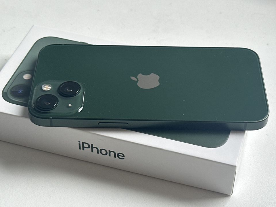 ALE iPhone 13 128GB green - TAKUU 12 kk