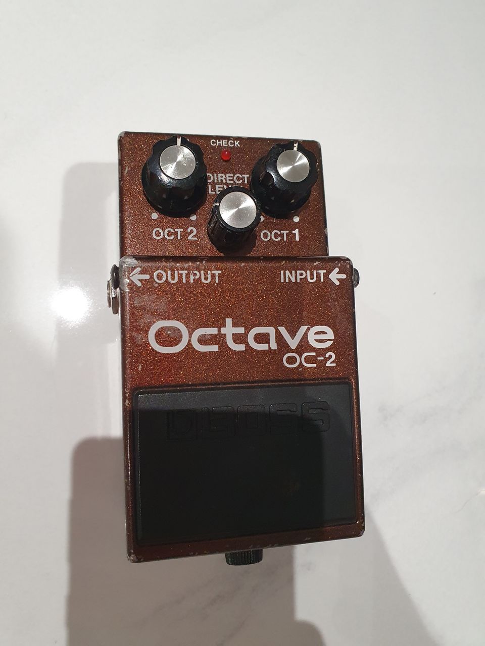 Boss Octave OC-2 pedaali kitaralle