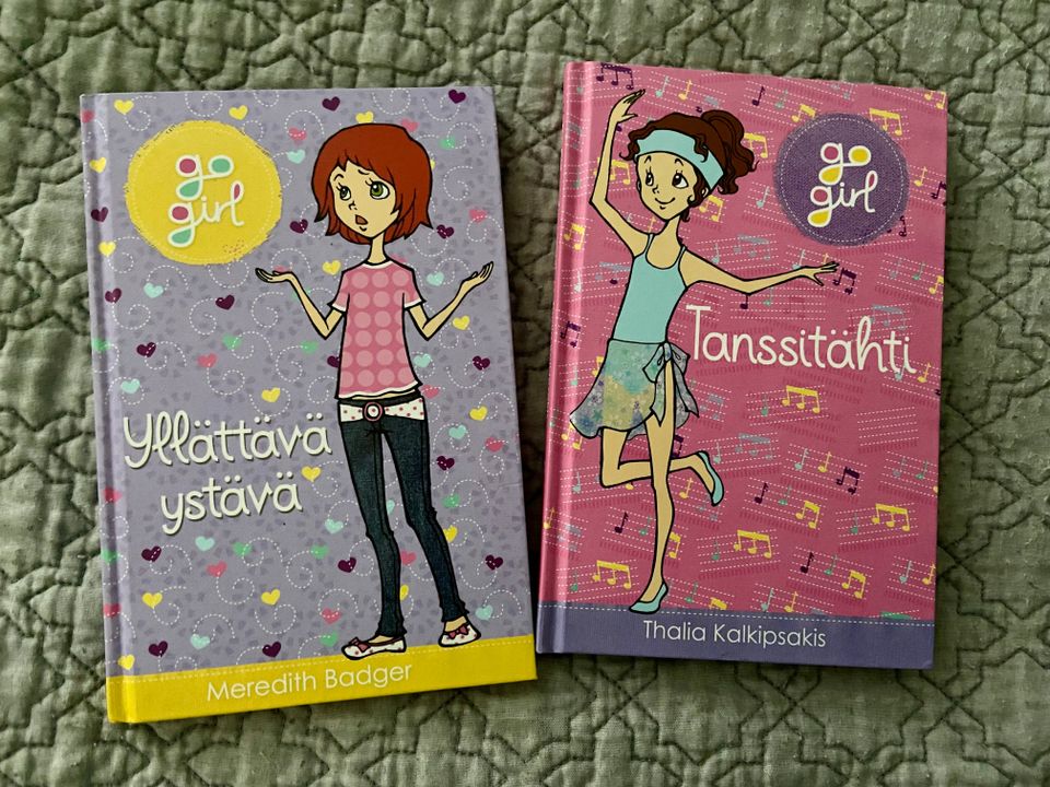 Helppolukuiset tyttöjen kirjat (2 kpl)