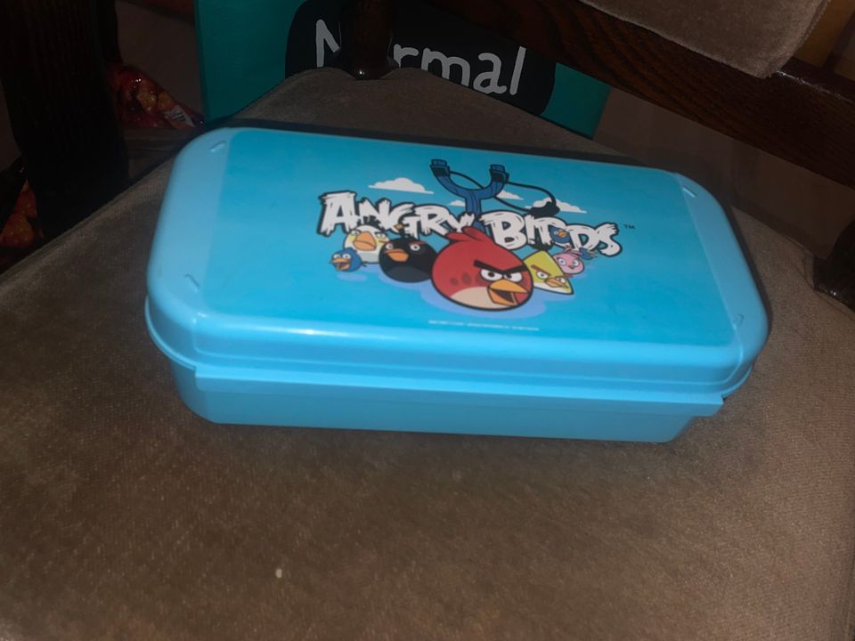 Tupperware rasia Angry Birds eväsrasia