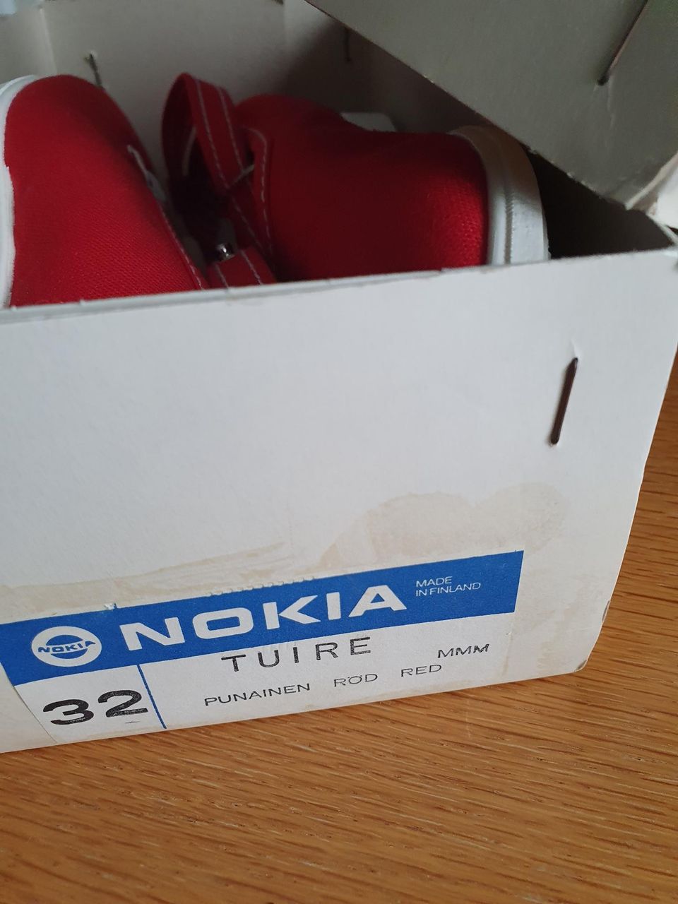 Nokia Tuire 32