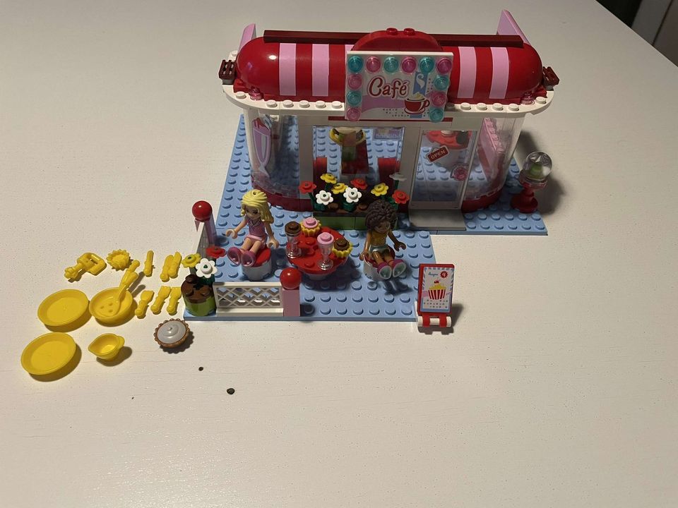 Lego Friends Cityn puistokahvila