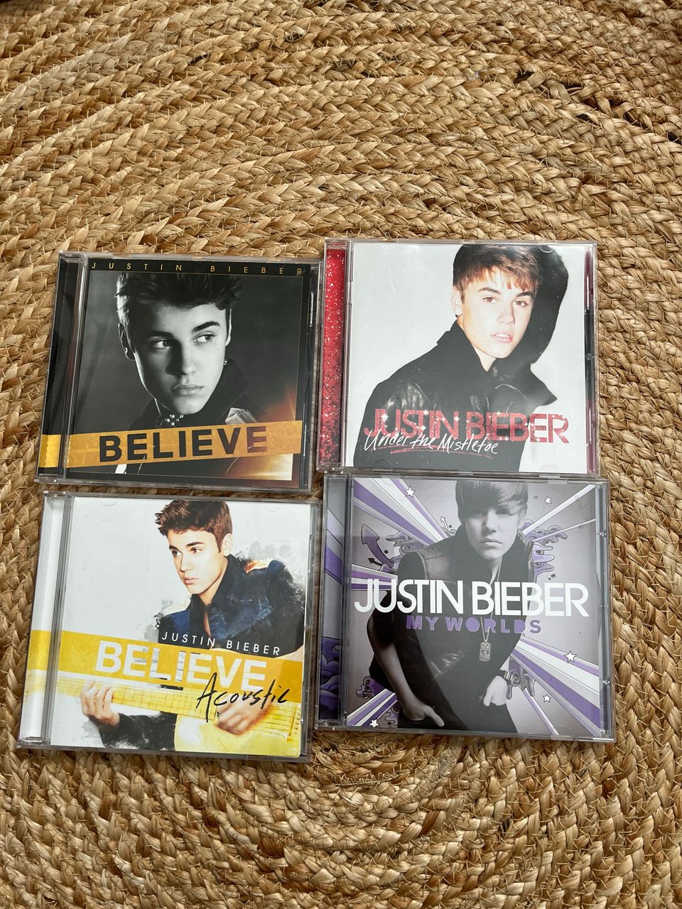 Justin Bieber CD-levyjä