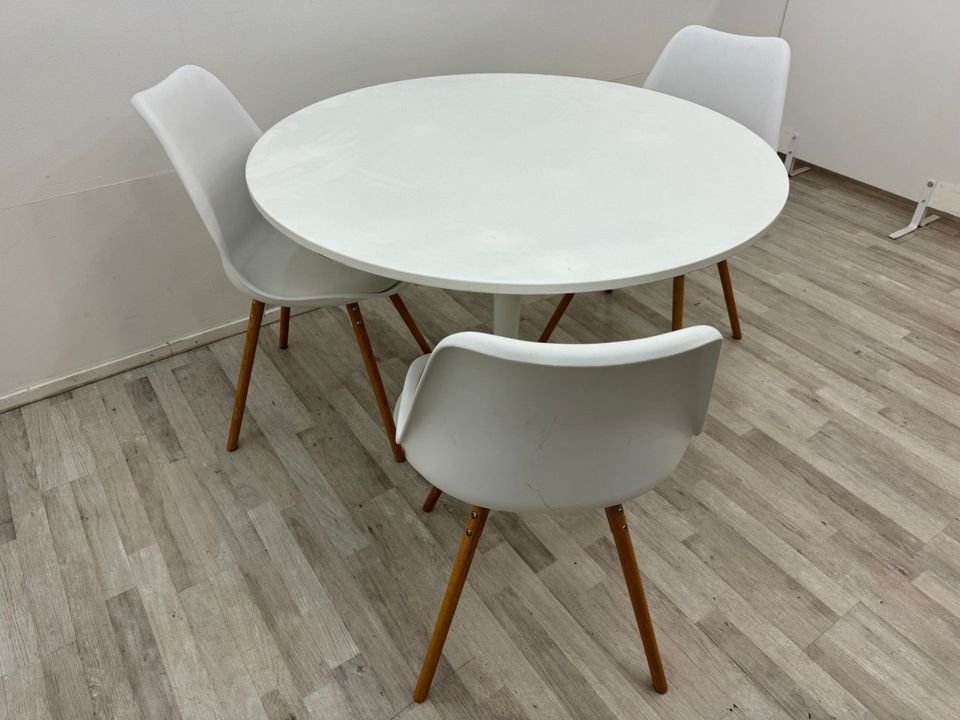 105/105 cm IKEA Ruokapöytä + 3 Tuolia, ilmainen toimitus free delivery