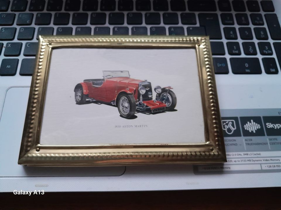 1930 Aston Martin pienoistaulu