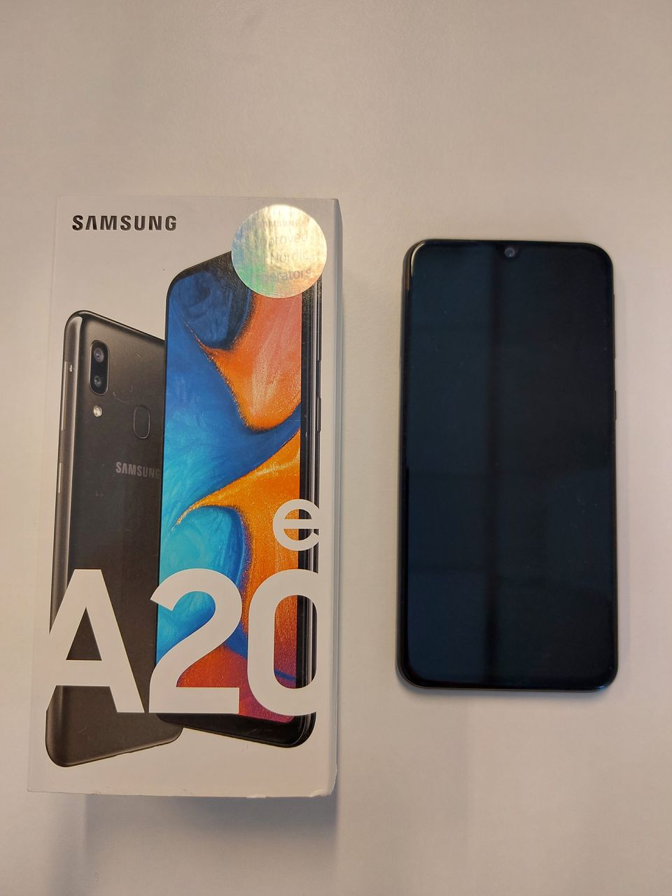 Samsung Galaxy A20 Älypuhelin