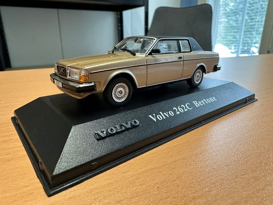 Volvo 262 Bertone pienoismalli
