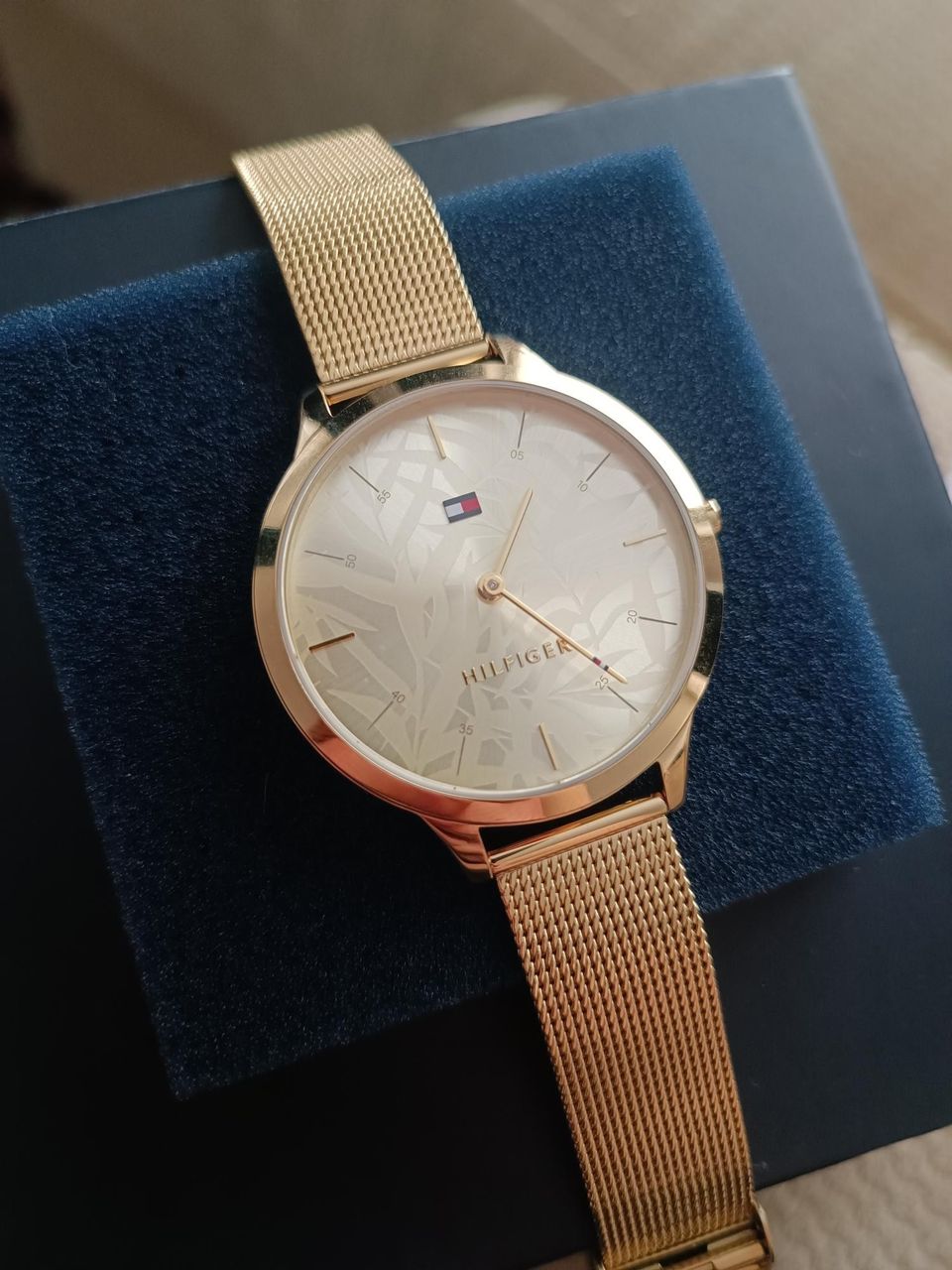 Käyttämätön Tommy Hilfiger Samantha rannekello