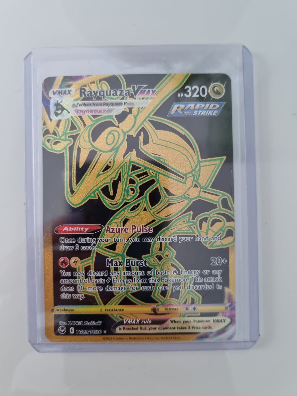 Rayquaza VMAX Secret Rare TG29/TG30 Pokémon kortti