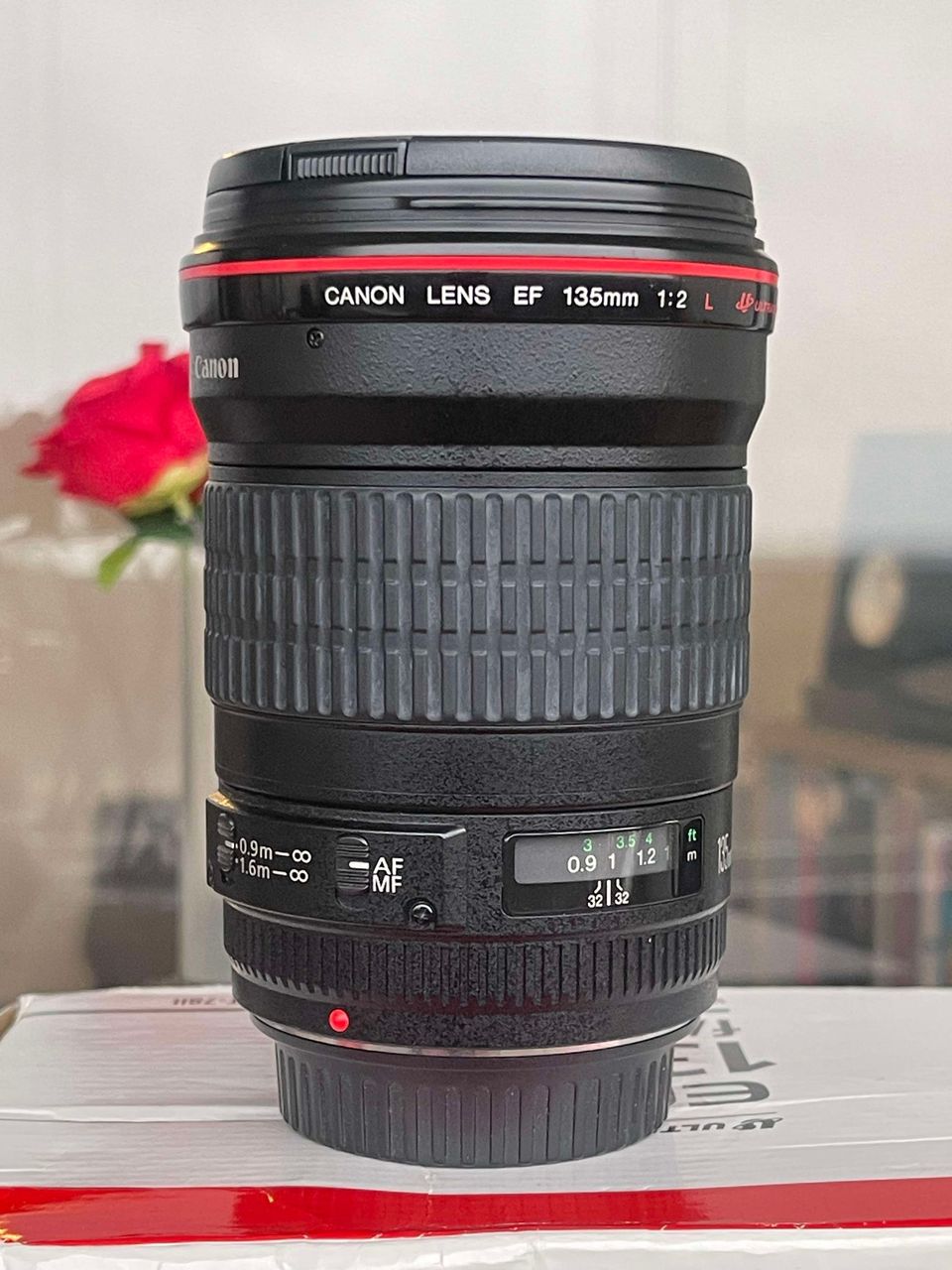 CANON EF 135MM F/2.0L usm