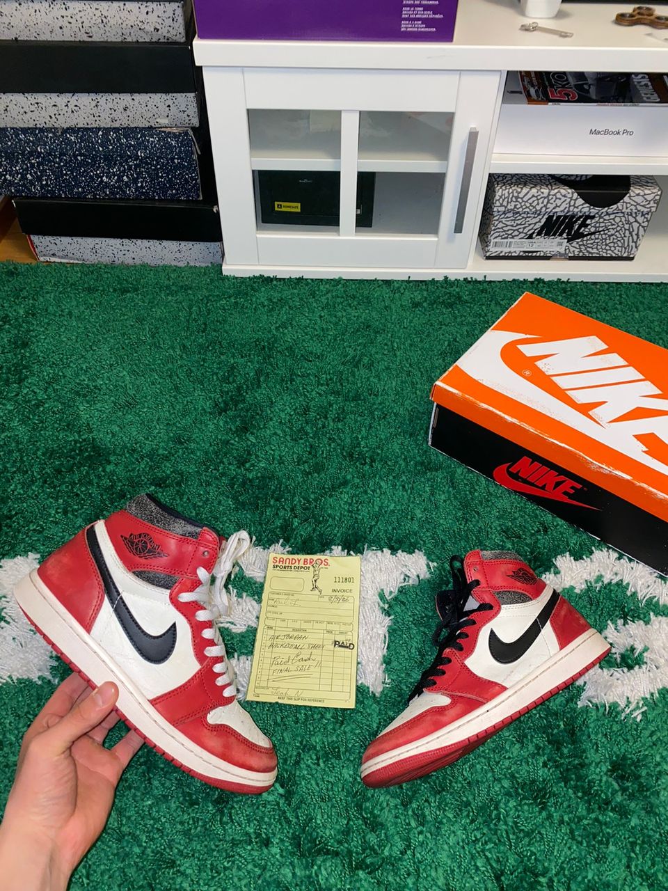 Air Jordan 1 Chicago Lost and Found