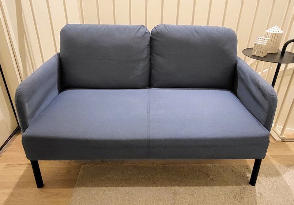Ikea Glostad 2:n istuttava sohva