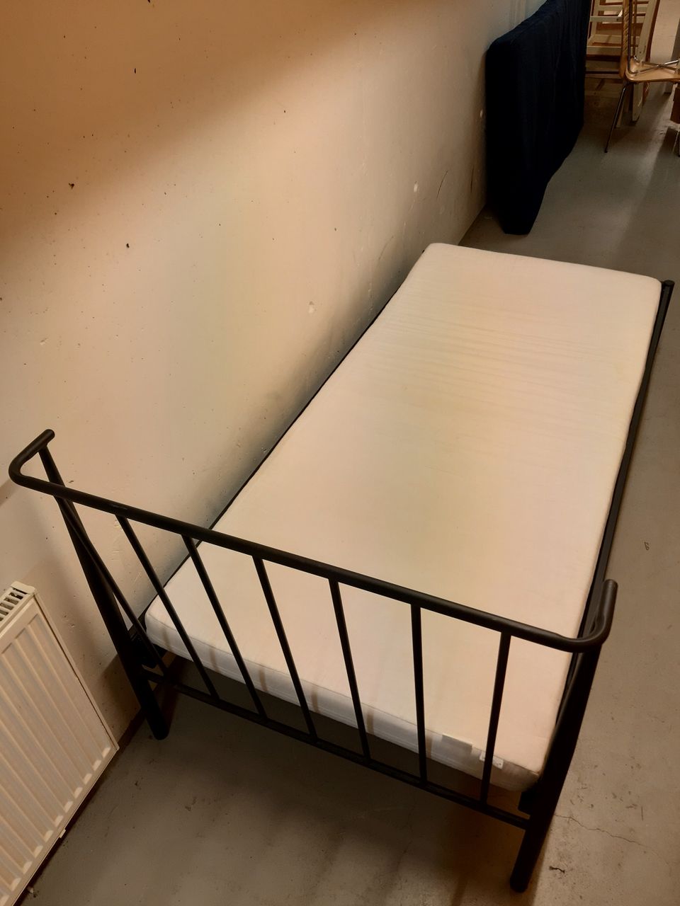 JYSK Bed Frame ABILDRO 90x200 Black with mattress