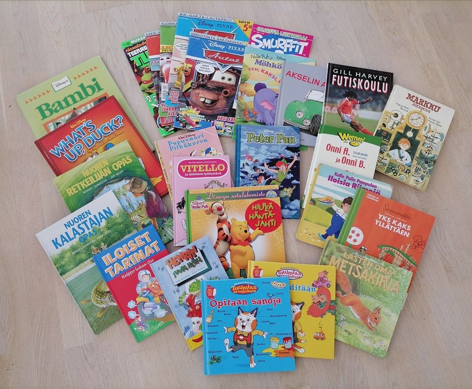 Kirjoja ja lehtiä lapselle tai nuorelle
