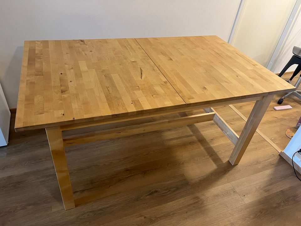 Ikea jatkettava ruokapöytä