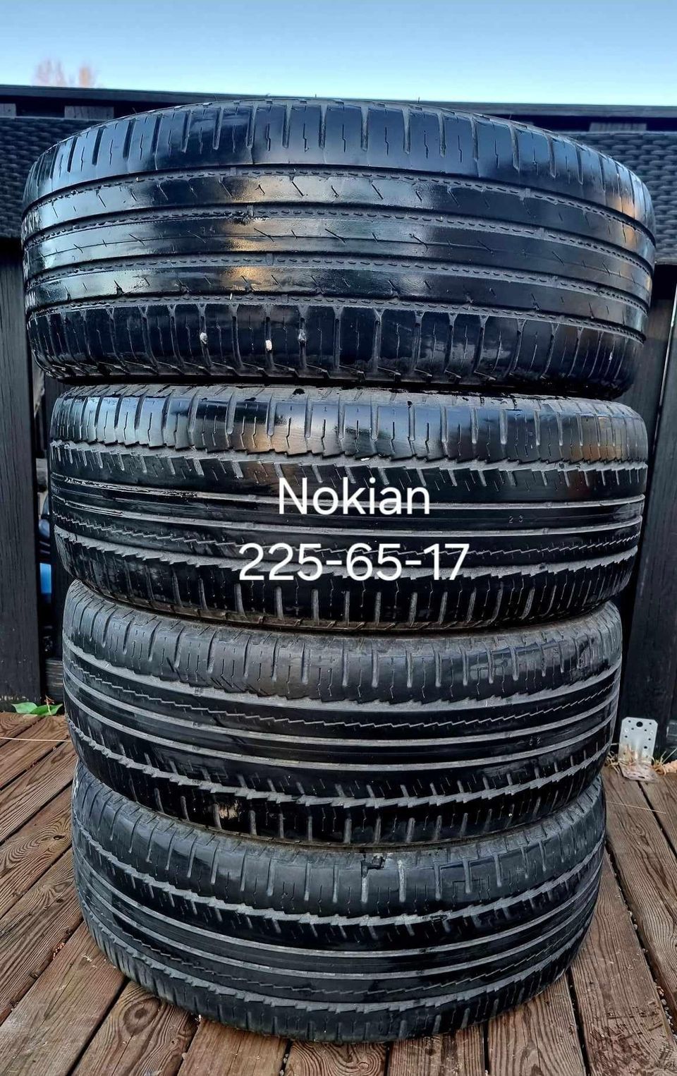 Nokian 225-65-17 kesärenkaat