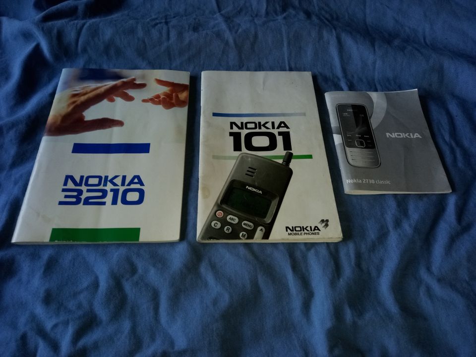 Nokian puh.käyttöohjeita 3kpl yht.8e