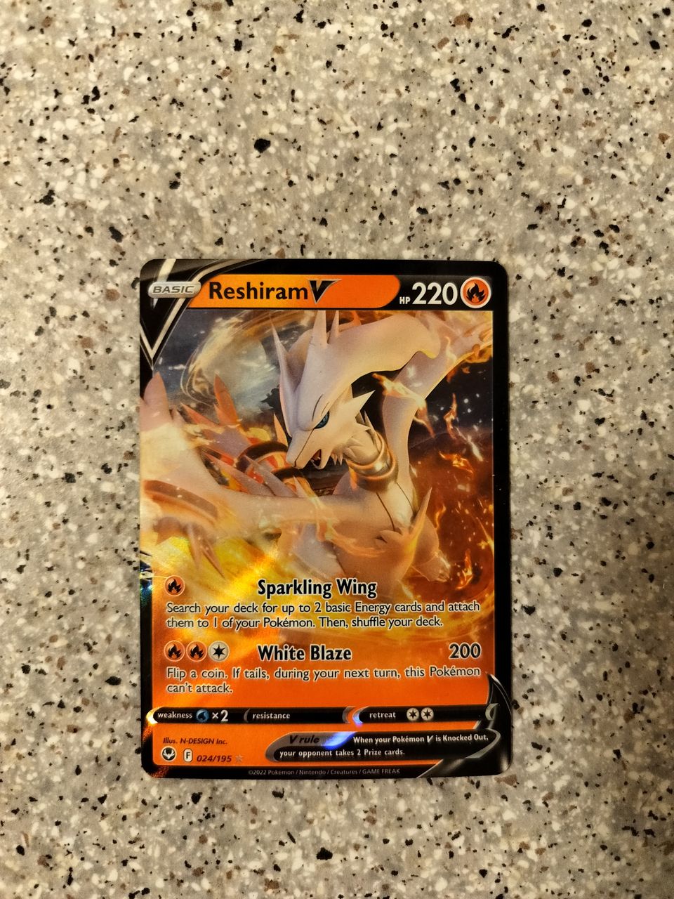 Reshiram V Silver Tempest 024/195 Ultra Rare Pokémon TCG -kortti