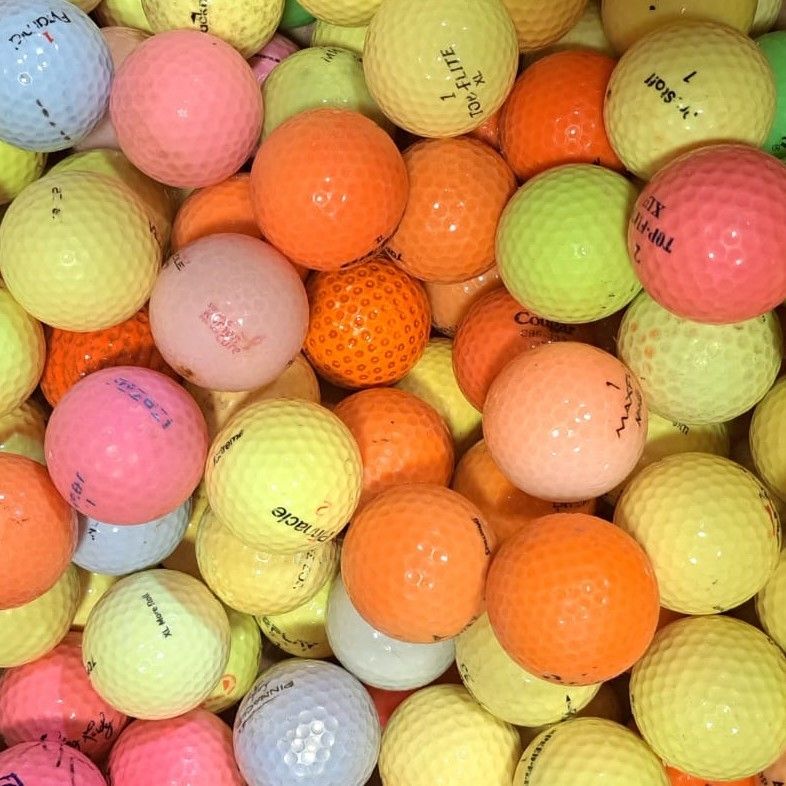 100kpl värillistä golfpalloa