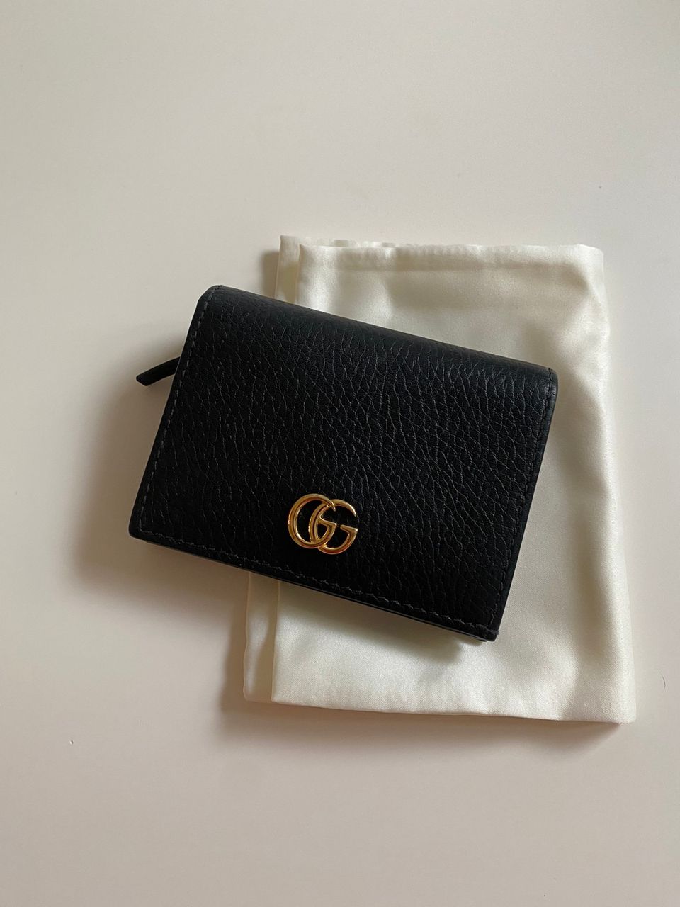 Gucci leather card case wallet