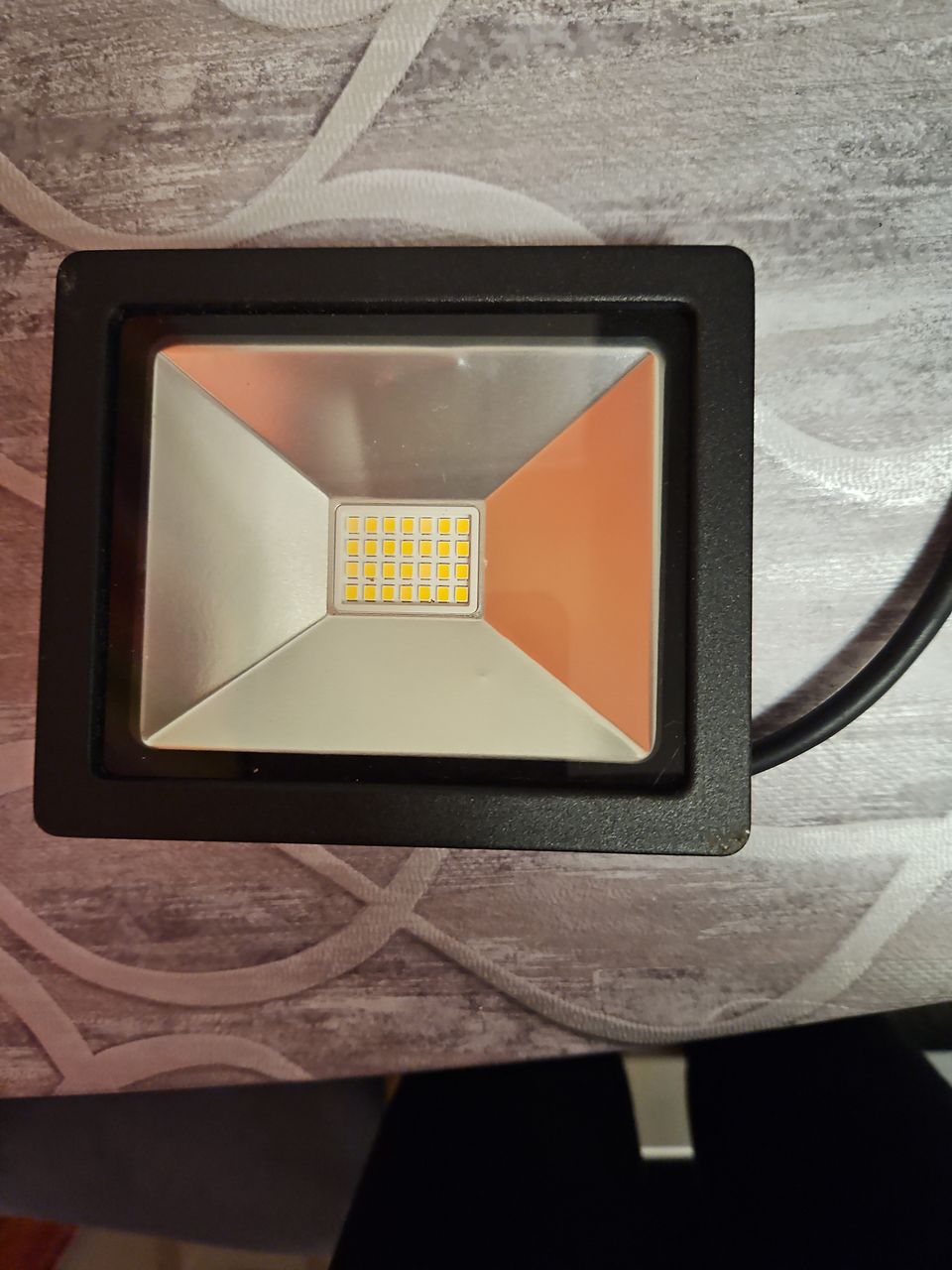 Led valoheitin 20w