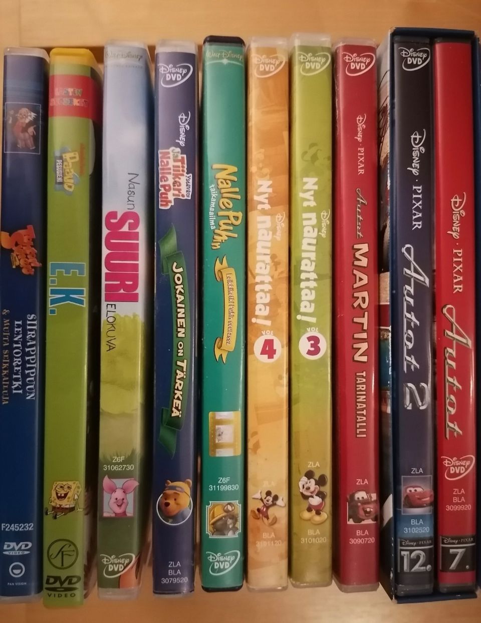 Lasten DVD-elokuvia (ikäsuositus 3v), 10 kpl