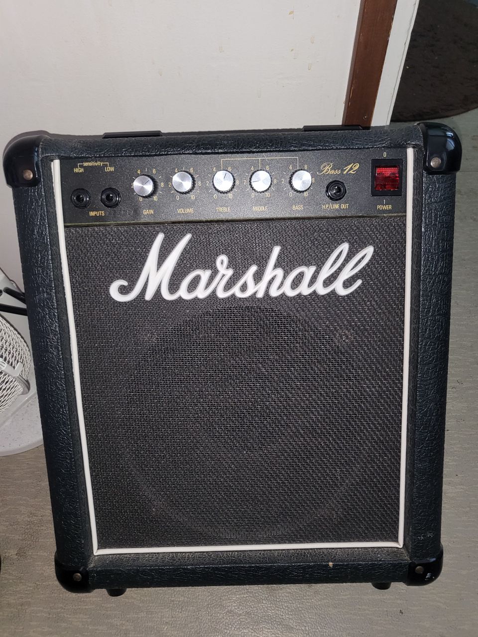 Marshall 5501 bass 12