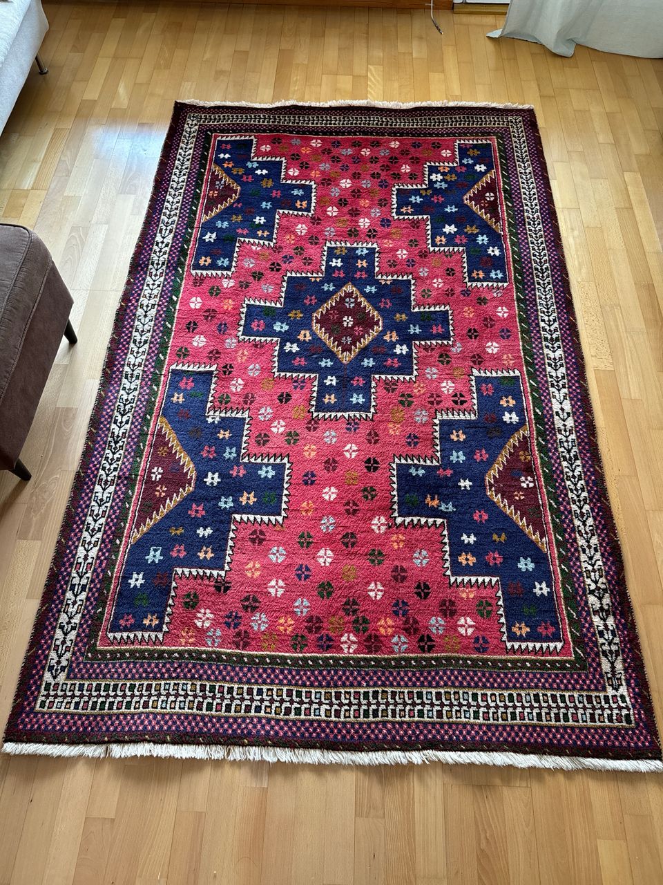 Persialainen matto 230 x 146 (kuin uusi)