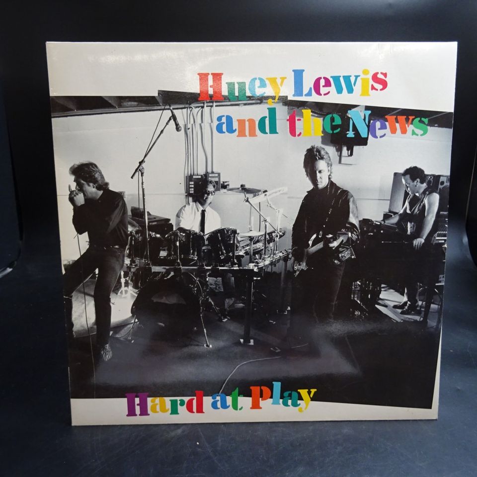 Huey Lewis And The News   Hard At Play LP