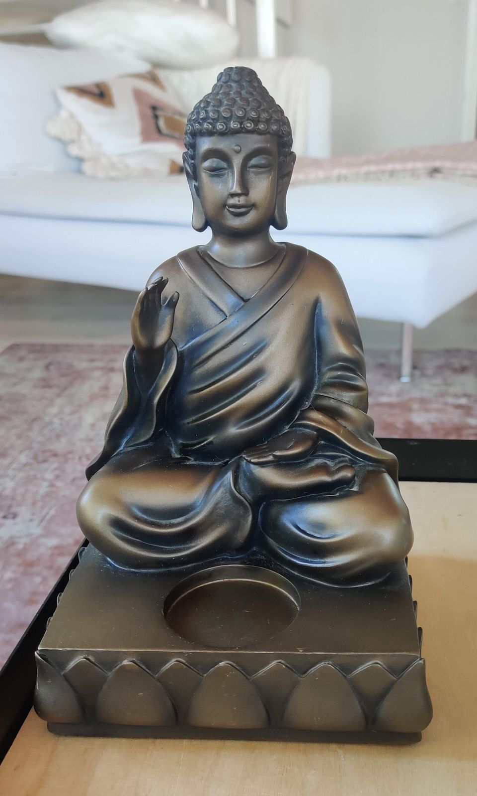 Partyliten Buddha
