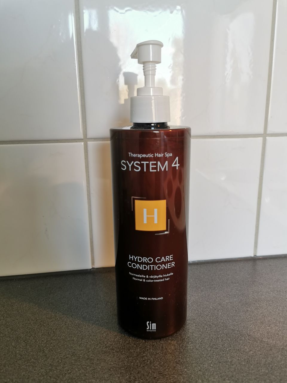 System4 H Hydro Care hoitoaine 500ml