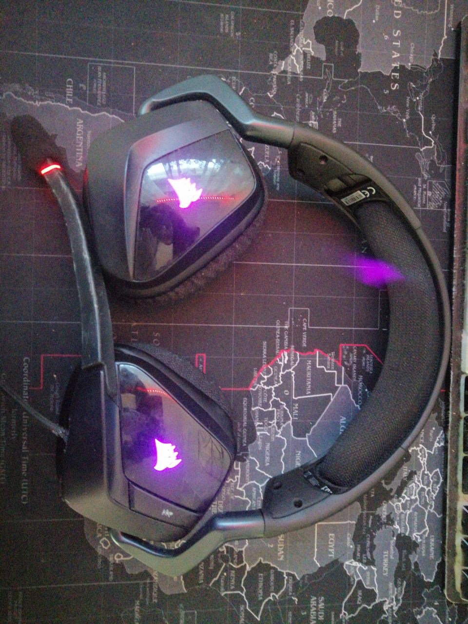 Corsair Void Elite pelikuulokkeet