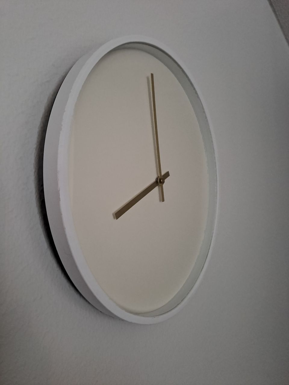 Valkoinen kello